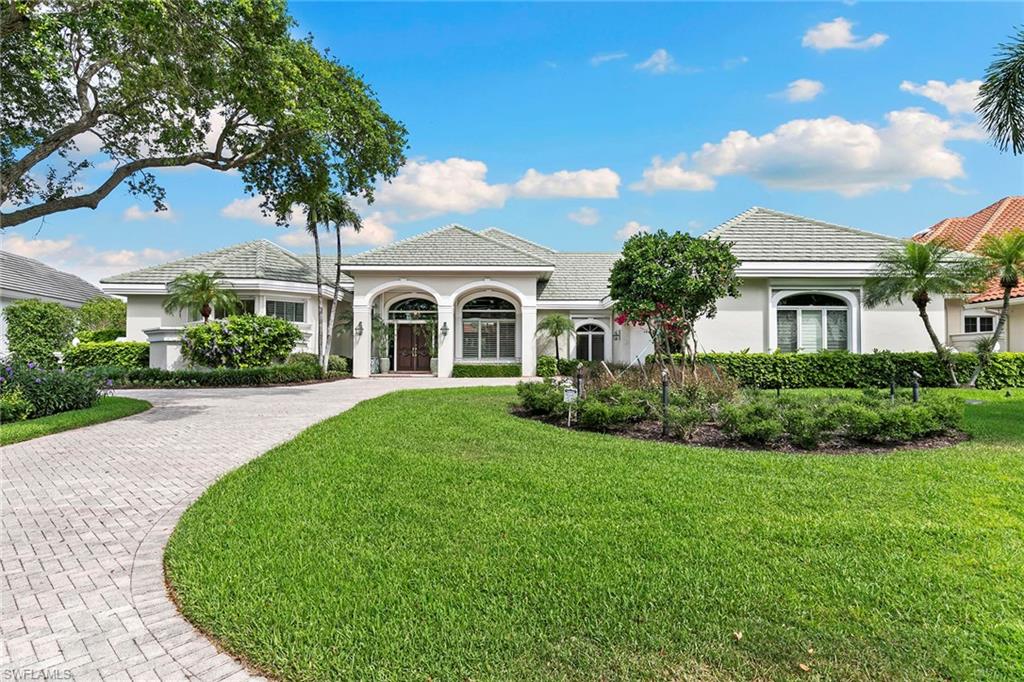 6991 Greentree Dr